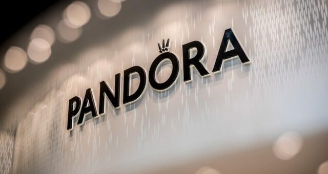 Pandora планирует вывести на рынок США более широкий ассортимент бриллиантов, выращенных в лаборатории