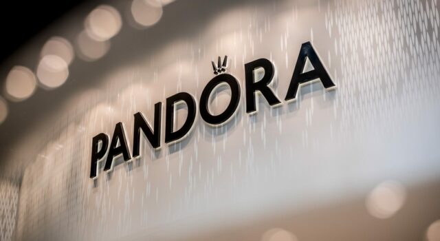 Pandora планирует вывести на рынок США более широкий ассортимент бриллиантов, выращенных в лаборатории