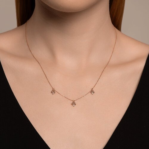 Колье из комбинированного золота с бриллиантами (Арт.1070345)