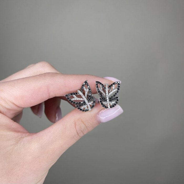 Серьги из белого золота с бриллиантом (Арт.e565dbc4w_sr_db_wg)