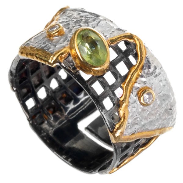 Серебряное кольцо BEAVERS с хризолитом 1072h_ox