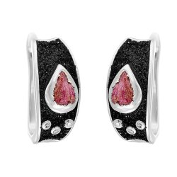 Серьги из серебра с корундом и фианитом (Арт.gl-e00135-x-w-pin-x-w) Серьги из серебра с корундом и фианитом (Арт.gl-e00135-x-w-pin-x-w)