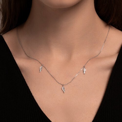 Колье из белого золота с бриллиантами (Арт.1070365-3)