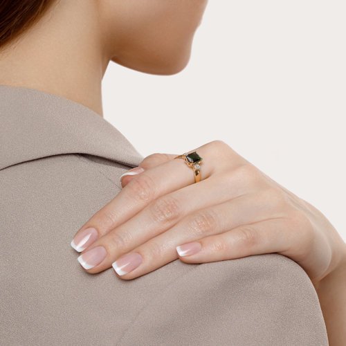 Кольцо золотое с ситаллом и фианитами «Изумрудный Луч» Соколов (арт.715415)