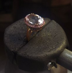 Кольцо из золота с сапфиром (Арт.yz43929_ko_ps_kz_pink)