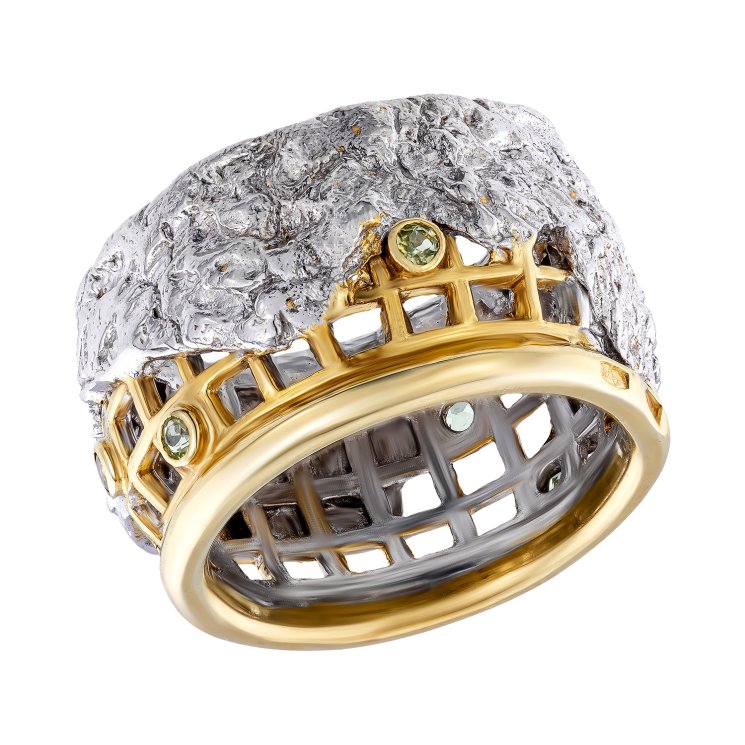 Серебряное кольцо BEAVERS с хризолитом 1076h