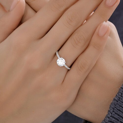 Кольцо из белого золота с бриллиантами выращенными (Арт.9010273-3-5)