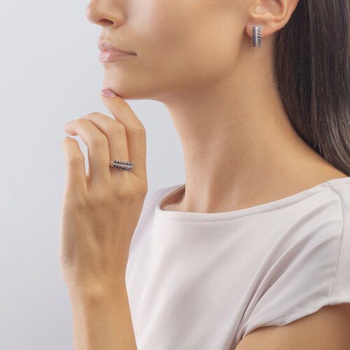 Кольцо из белого золота с бриллиантами и сапфирами (Арт.2011221-3)