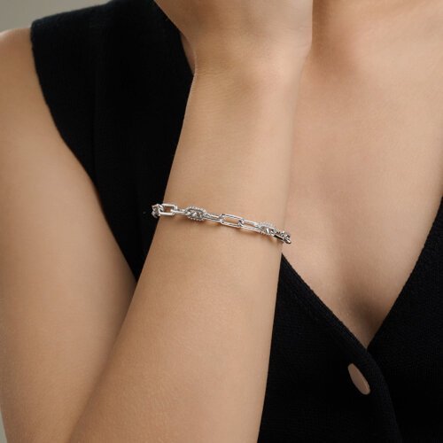 Браслет из серебра с фианитами (Арт.94051593)