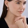 Серьги из золочёного серебра с гранатами и фианитами (Арт.92023210)