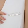 Брошь из серебра с синтетическим жемчугом (Арт.94-140-00066-1)