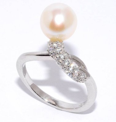 Кольцо Серебряные крылья (Арт.21ar0970za-148_zhemchugkult_kubcirkonii_50)