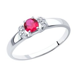 Кольцо из серебра с корундом рубиновым (синт.) и фианитами (Арт.84010016)