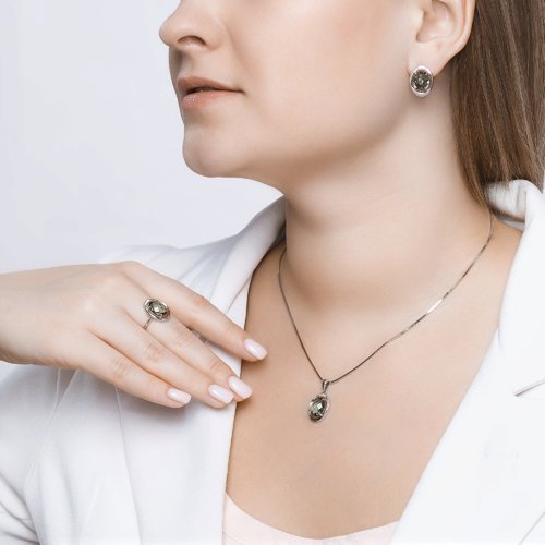 Кольцо из серебра с кварцем и фианитами (Арт.92011799)