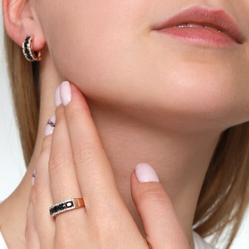 Кольцо из золота с бриллиантами и сапфирами (Арт.2011007)