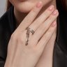 Кольцо из серебра с фианитами (Арт.94014066)