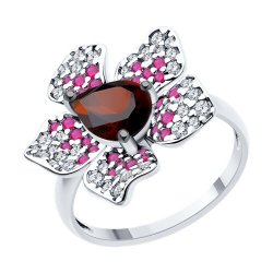 Кольцо из серебра с гранатом, корундами и фианитами (Арт.92014435)