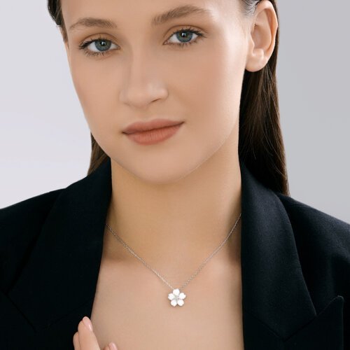 Колье SOKOLOV «Цветок весны» из серебра 925 с эмалью (арт. 94071311)