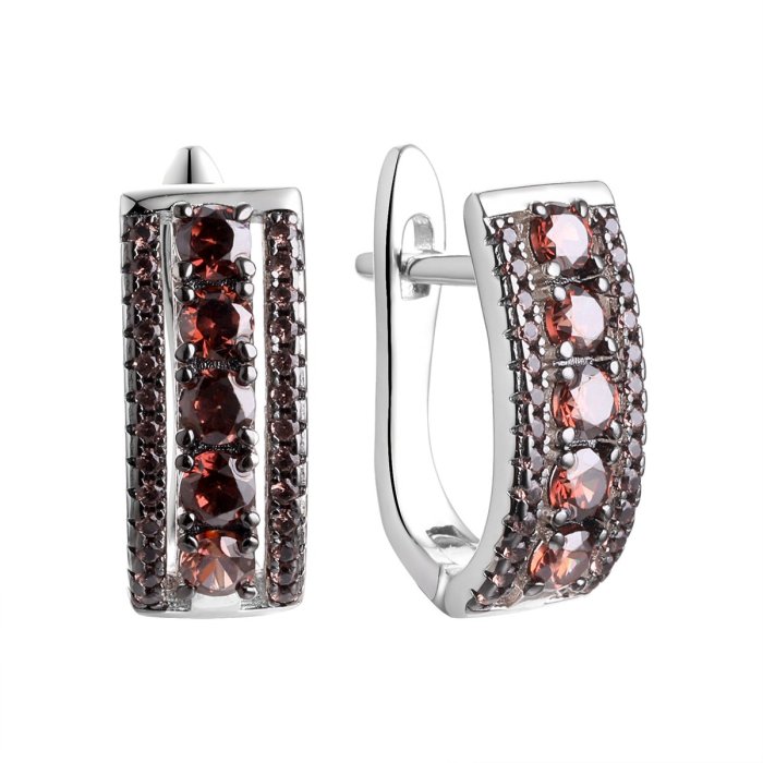 Серьги из серебра с фианитом (Арт.cz-e00681-x-wb-db-x-db)