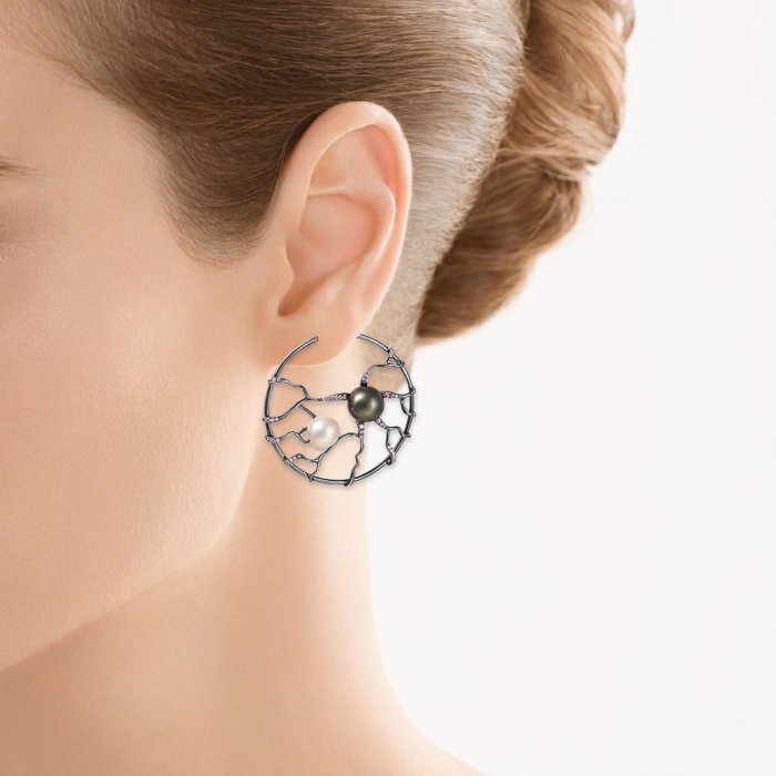 Серьги из золота с жемчугом и сапфиром (Арт.417983_ps_bwp_wp_blk)