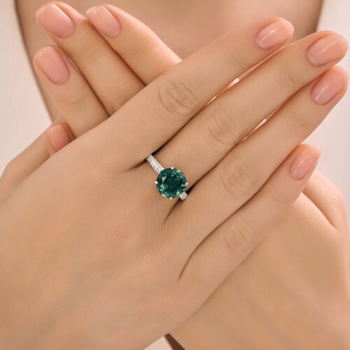 Кольцо из серебра с кварцем и фианитами (Арт.92014682)