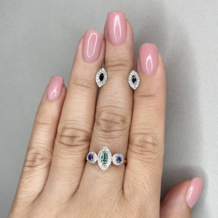 Кольцо из золота с бриллиантом и изумрудом (Арт.mr85418-rg-s_pinkdwemsa_ko_em_sa_pink)