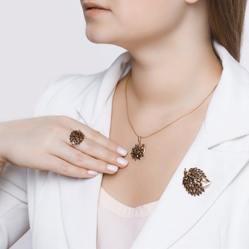 Кольцо из золочёного серебра с эмалью с раухтопазами (Арт.92011429)