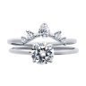 Кольцо из серебра с фианитами (Арт.94014076)