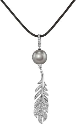 Кулон из серебра с жемчугом и куб. цирконием (Арт.cbp-3-44-30-s)