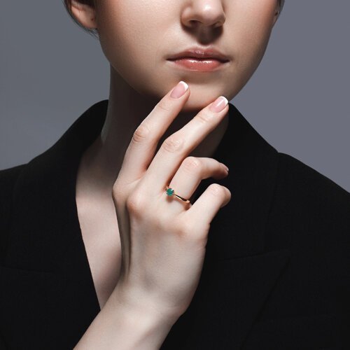 Кольцо из золота с изумрудом (Арт.3010588)