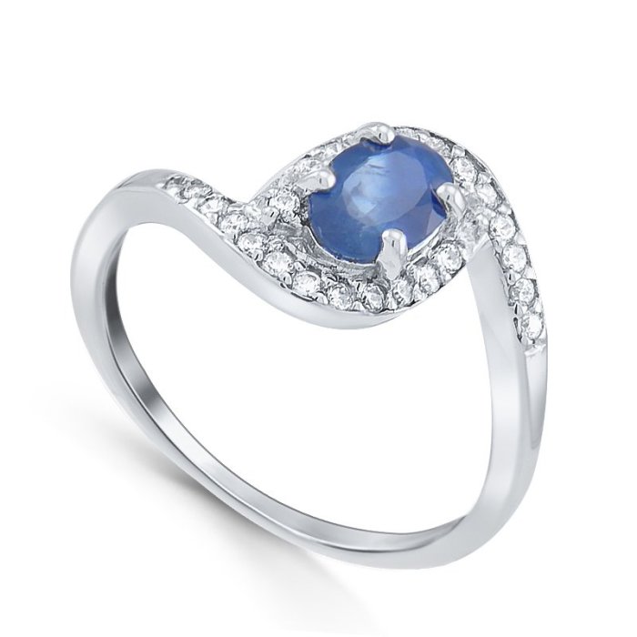 Кольцо Серебряные крылья (Арт.010014-295-136_korundsapf_kubcirkonii_30)