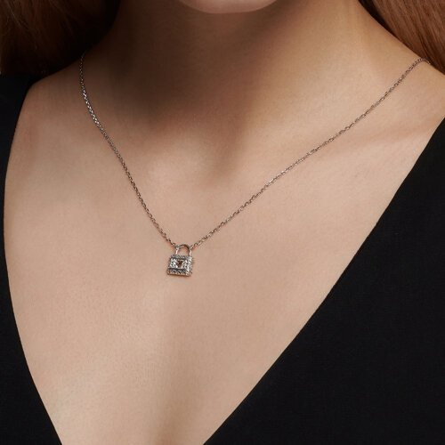 Колье из серебра с фианитами (Арт.94070933)