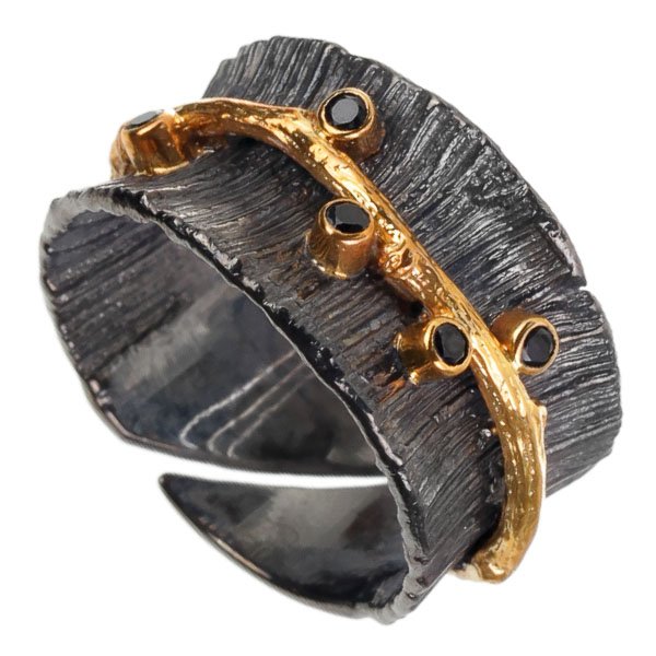 Серебряное кольцо BEAVERS со шпинелью 1239sh_ox