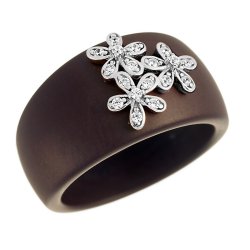 Кольцо из серебра с керамикой и куб. цирконием (Арт.tm-r00451-br-w-x-x-w)