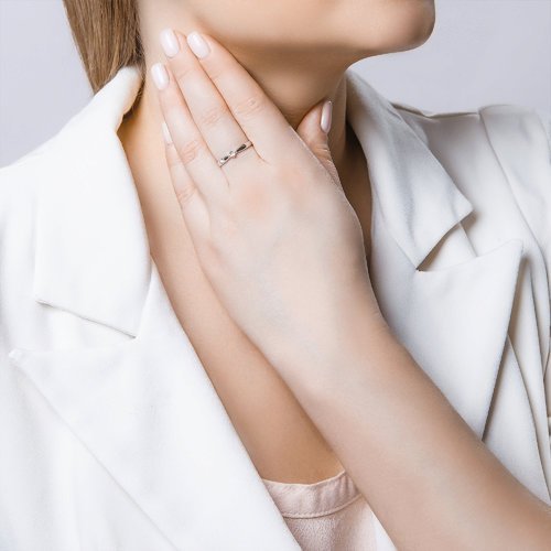 Кольцо из серебра с бриллиантом (Арт.87010015)