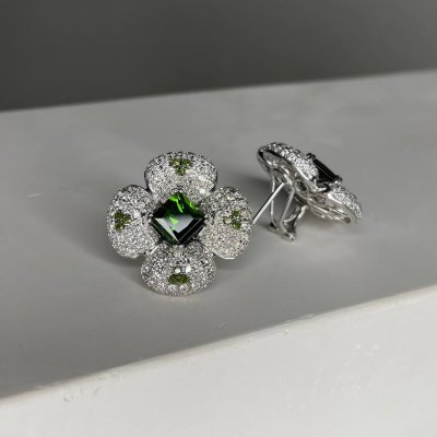 Серьги из белого золота с бриллиантом и турмалином (Арт.we88523v-2_sr_dg_tuz_wg)