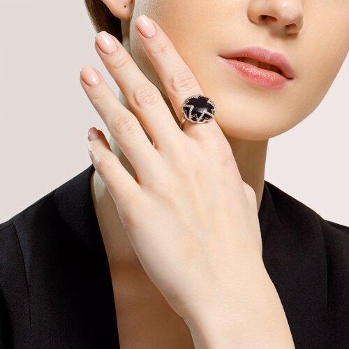 Кольцо из серебра с агатом и фианитами (Арт.83010069)