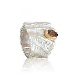 Серебряное кольцо BEAVERS с гранатом 1179g