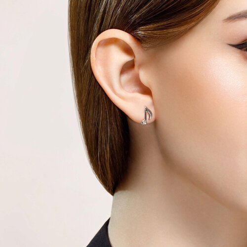 Серьги из серебра с фианитами (Арт.94024319)