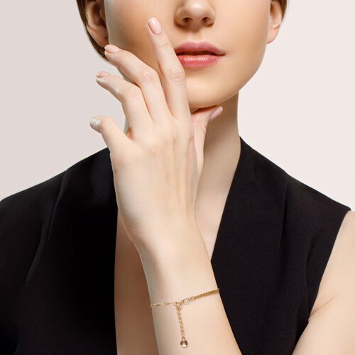 Браслет из золоченого серебра с фианитами «всегда рядом» (Арт.93050026)