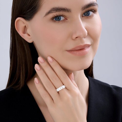 Кольцо из золота с бриллиантами и керамической вставкой (Арт.51-210-00486-1)