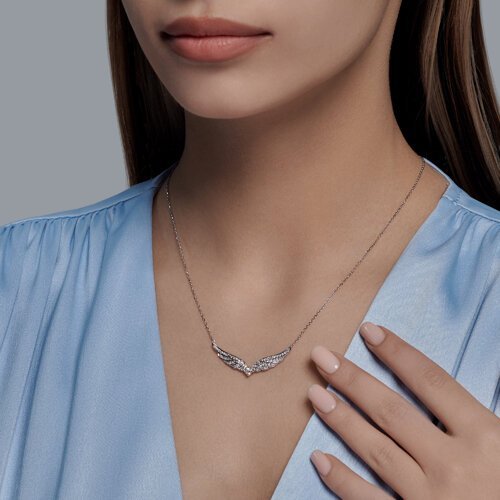 Колье из белого золота с бриллиантами (Арт.1070177-3)