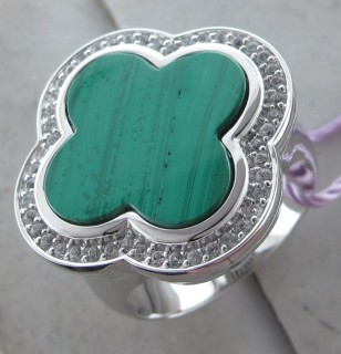 Кольцо из белого золота с малахитом и сапфиром «Fairy Tale Clover» Estet (арт.01К5213312-5)