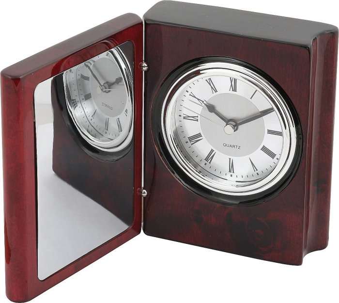 Часы из дерева (Арт.a9130)