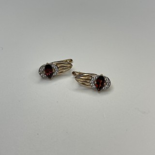 Серьги золотые с гранатом и фианитами «New Colour» Estet (арт.01С3115372Р-4)