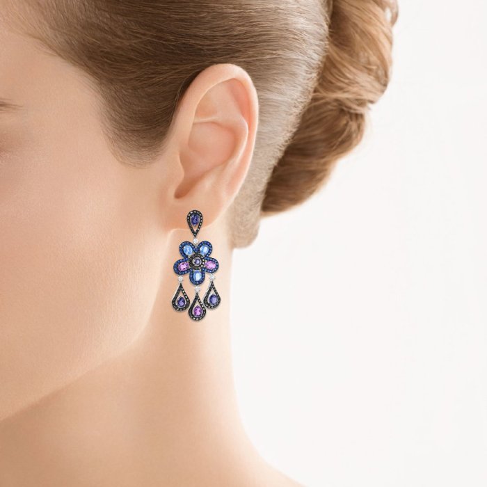 Серьги из белого золота с бриллиантом и сапфиром (Арт.e02466k_sr_db_sa_mc_wg)