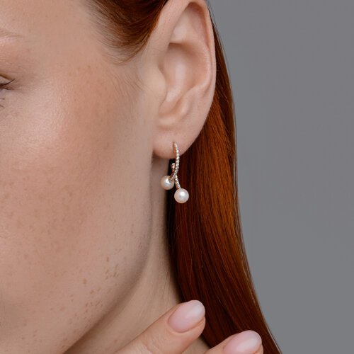 Серьги пусеты золотые пробы 585 с жемчугом (Арт.792453)