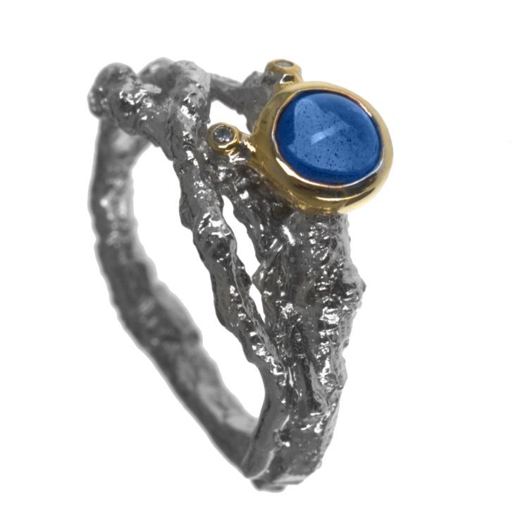 Серебряное кольцо BEAVERS с иолитом 1477io