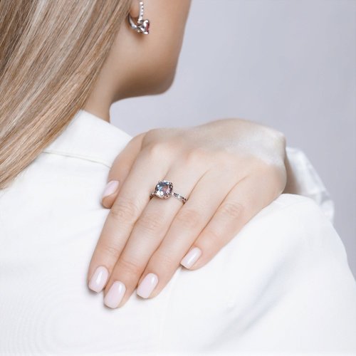 Кольцо из серебра с ситаллом и фианитами (Арт.92011717)