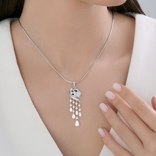 Подвеска из серебра с фианитами и эмалью (Арт.94033332)